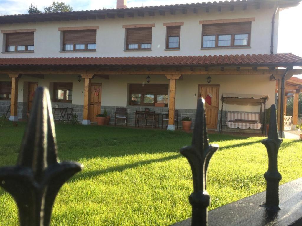 La Llastra De Garana Llanes Zewnętrze zdjęcie